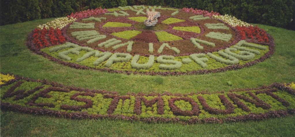 Floral clock, c.2003, Photo by Doreen Lindsay