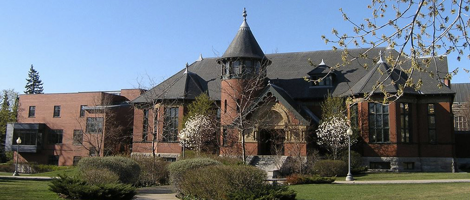 Westmount Public Library. Photo: Doreen Lindsay, 2014. Credit: WHA Archives